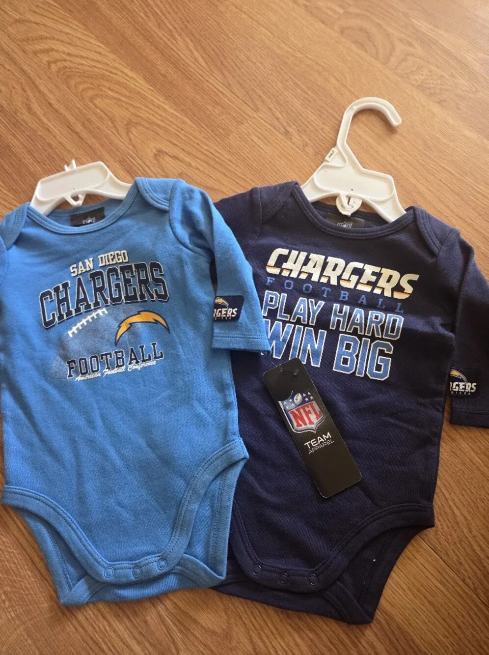 San Diego Chargers Baby Set 0-3M NWT Team Logo Football 'Play Hard Win Big' LA